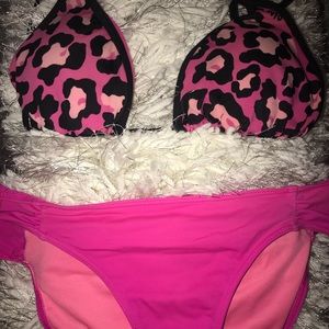 Victoria’s Secret Bikinis!